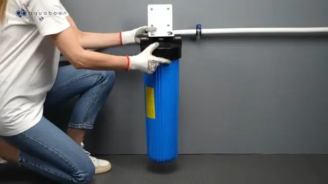Mounting a blue whole-house filter housing